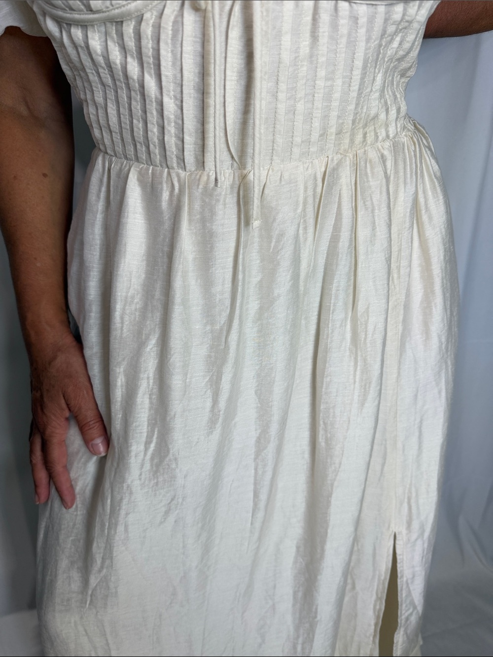 Astr One-Shoulder Ivory Midi Dress with Corset Bodice - Picture 4 of 9